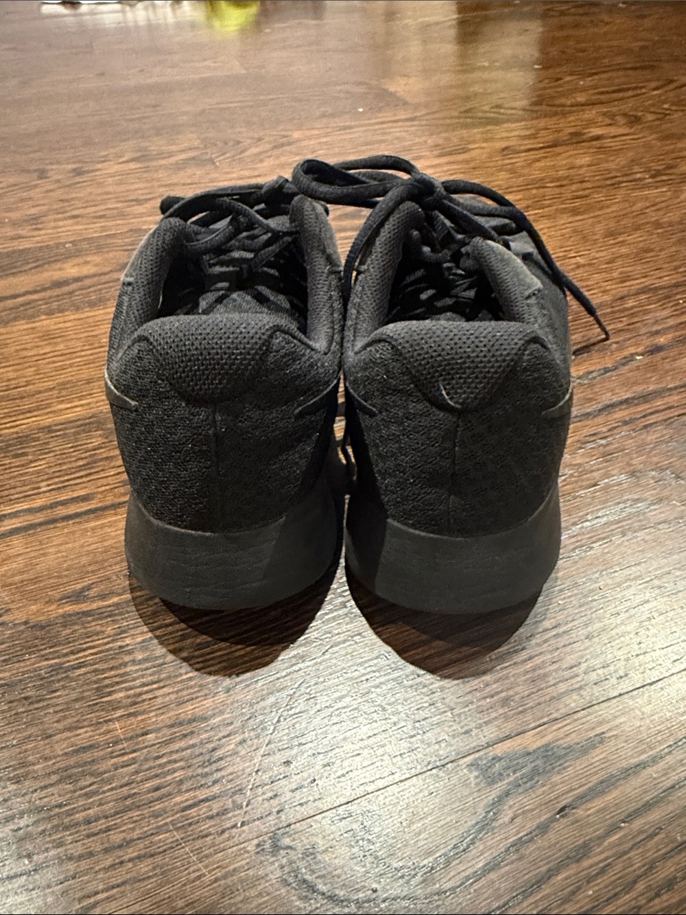 Nike Tanjun Black Women's Running Shoes 7 - Picture 4 of 6